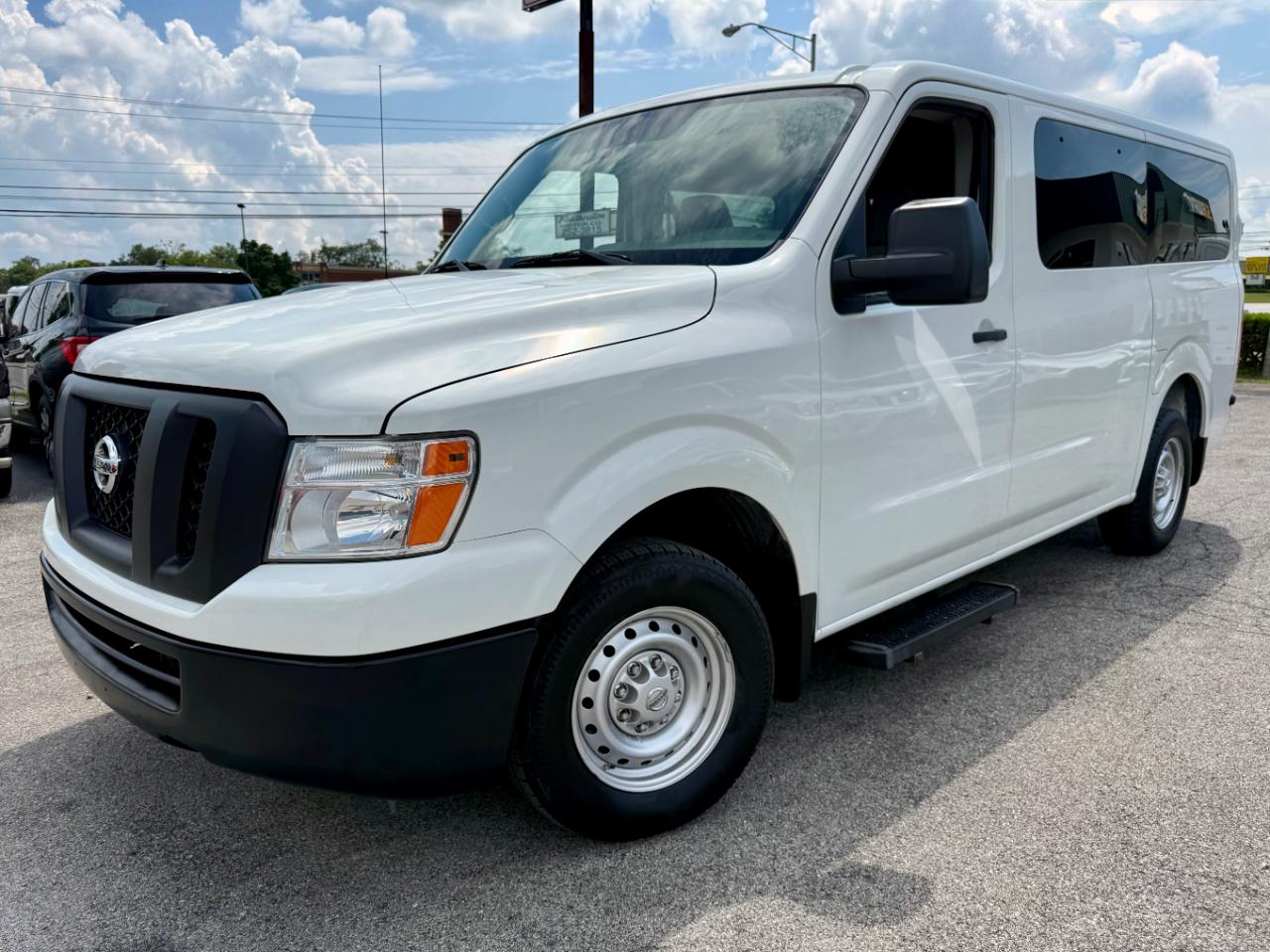 nissan nv passenger 2016 5BZBF0AA2GN854788 image nissan nv passenger 2016 5BZBF0AA2GN854788 image